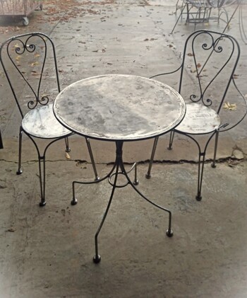 Гарнитур кованный "Алиса в стране чудес"