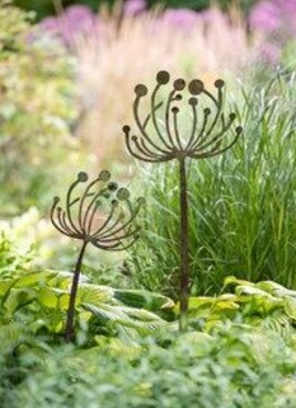 Садовая скльптура цветок зонтик