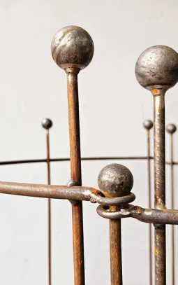 Классический разборный кустодержатель