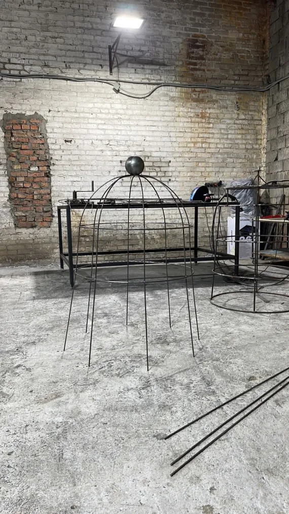 Клетка опора для роз